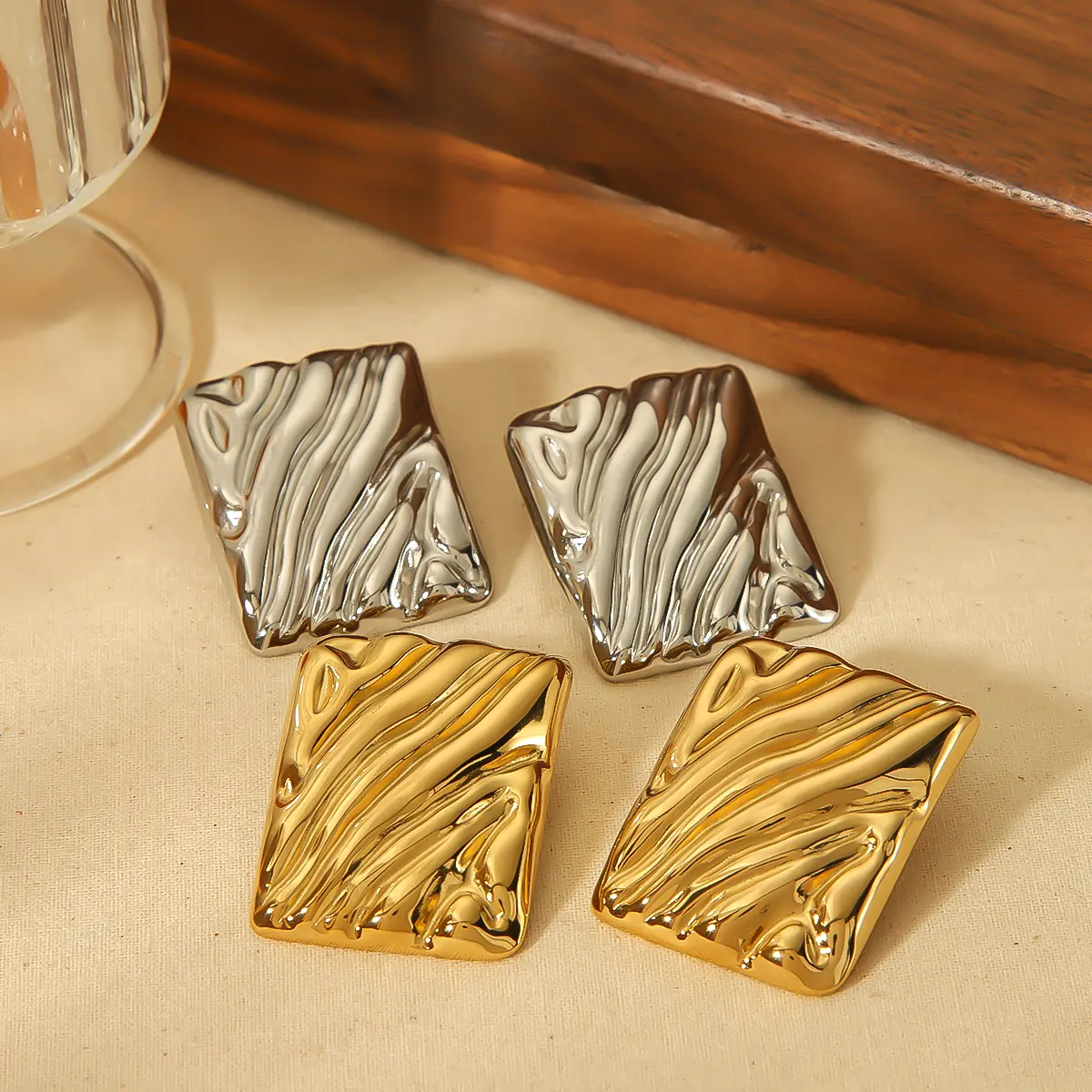 1 Pair Simple Style Waved Texture Square Shape Stainless Steel 18K Gold Plated Women's Stud Earrings h5 